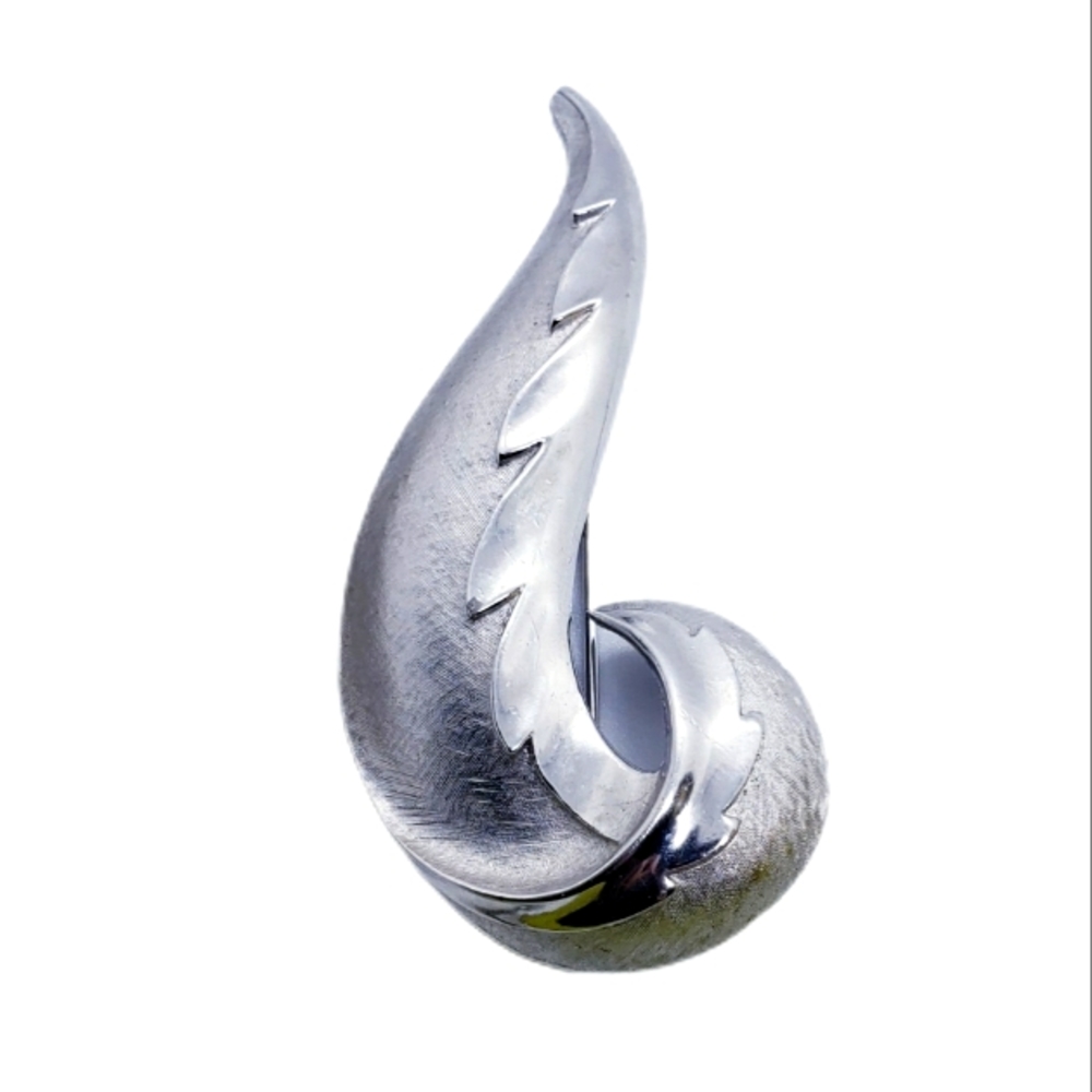 Crown Trifari Brooch Pin Signed Vintage Abstract Swirl Silver Plated